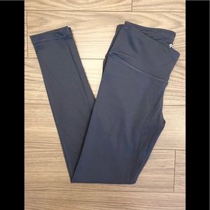 *NWOT* 90 Degrees active leggings Sz S